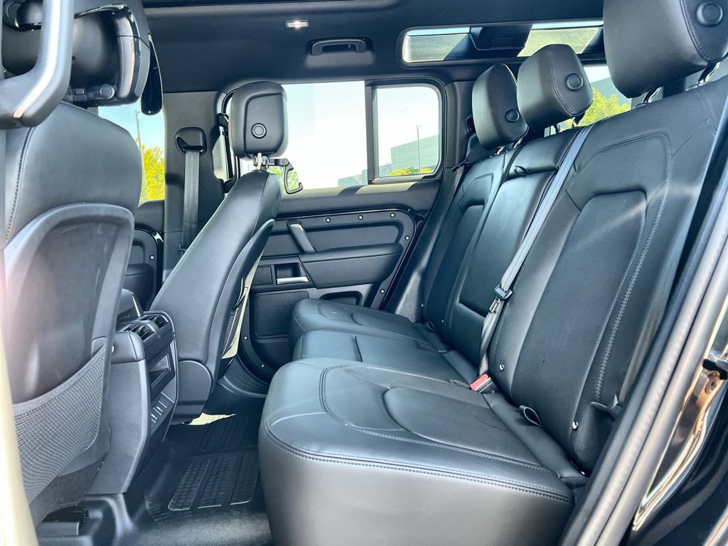 New 2026 Land Rover Defender 110 X-Dynamic SE AWD/4WD image 15
