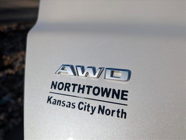 Used 2026 Cadillac XT5 Premium Luxury w/ Driver Assist Package image 21