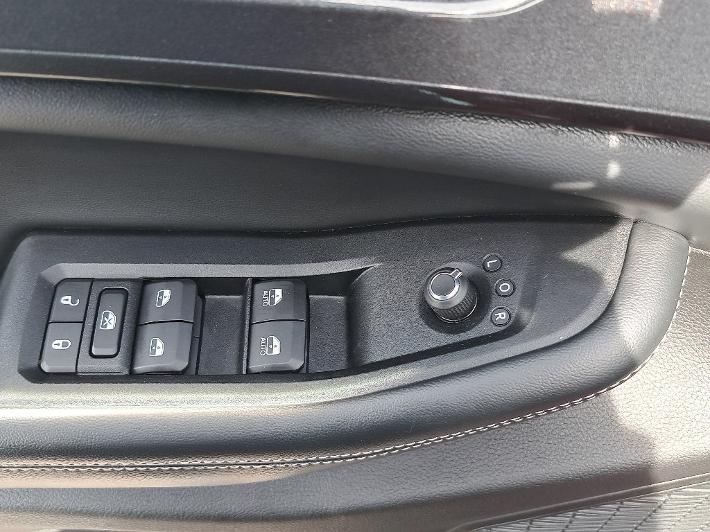 Certified 2023 Jeep Grand Cherokee Altitude AWD/4WD image 29