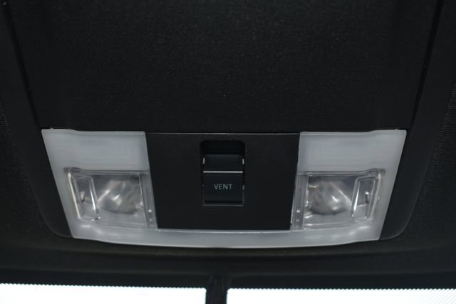 Used 2016 Ford Expedition Limited image 37