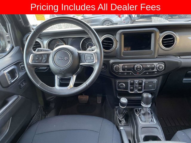 Used 2021 Jeep Wrangler Unlimited Sahara AWD/4WD image 14