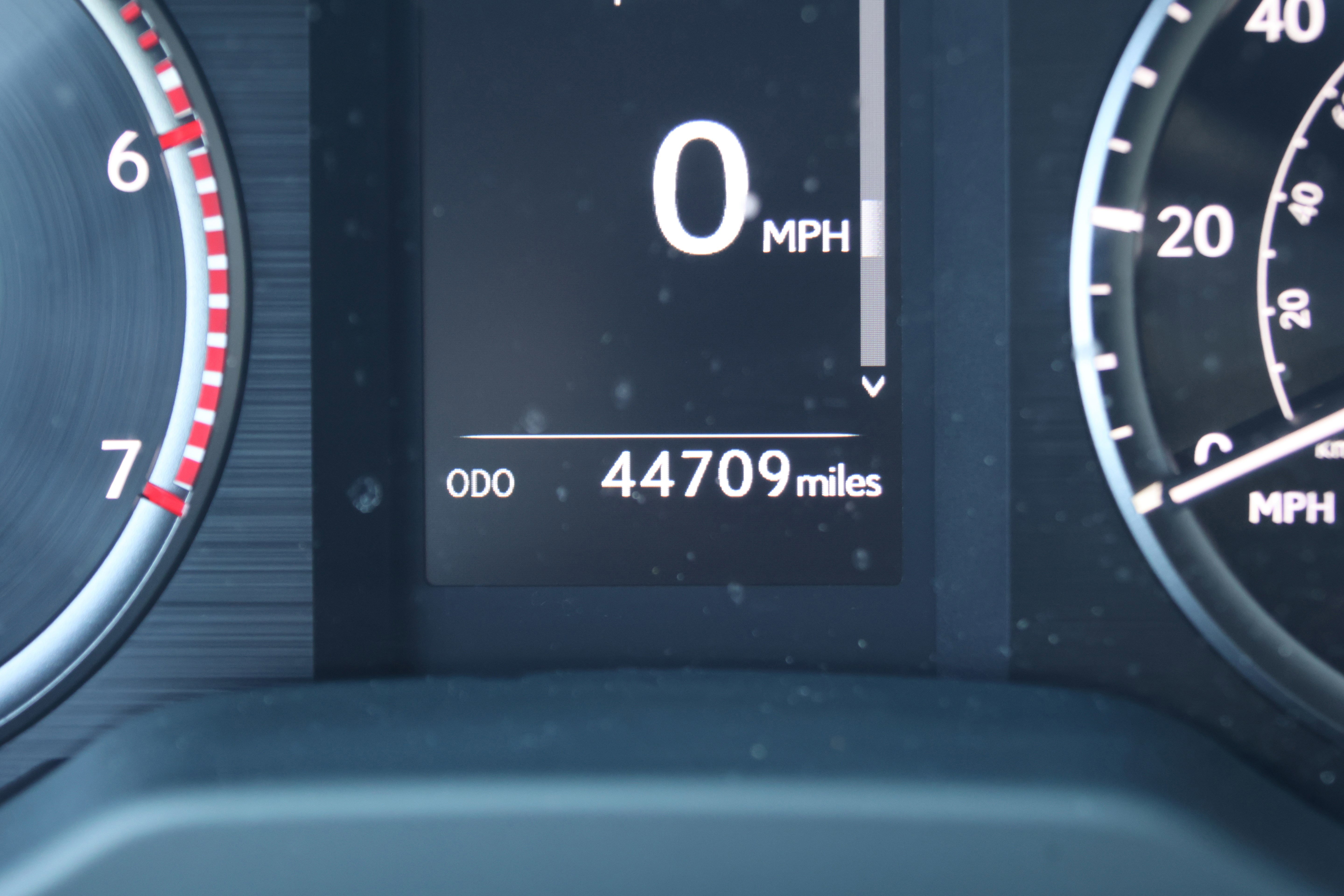 Used 2023 Lexus GX 460 Premium w/ Accessory Package AWD/4WD image 21