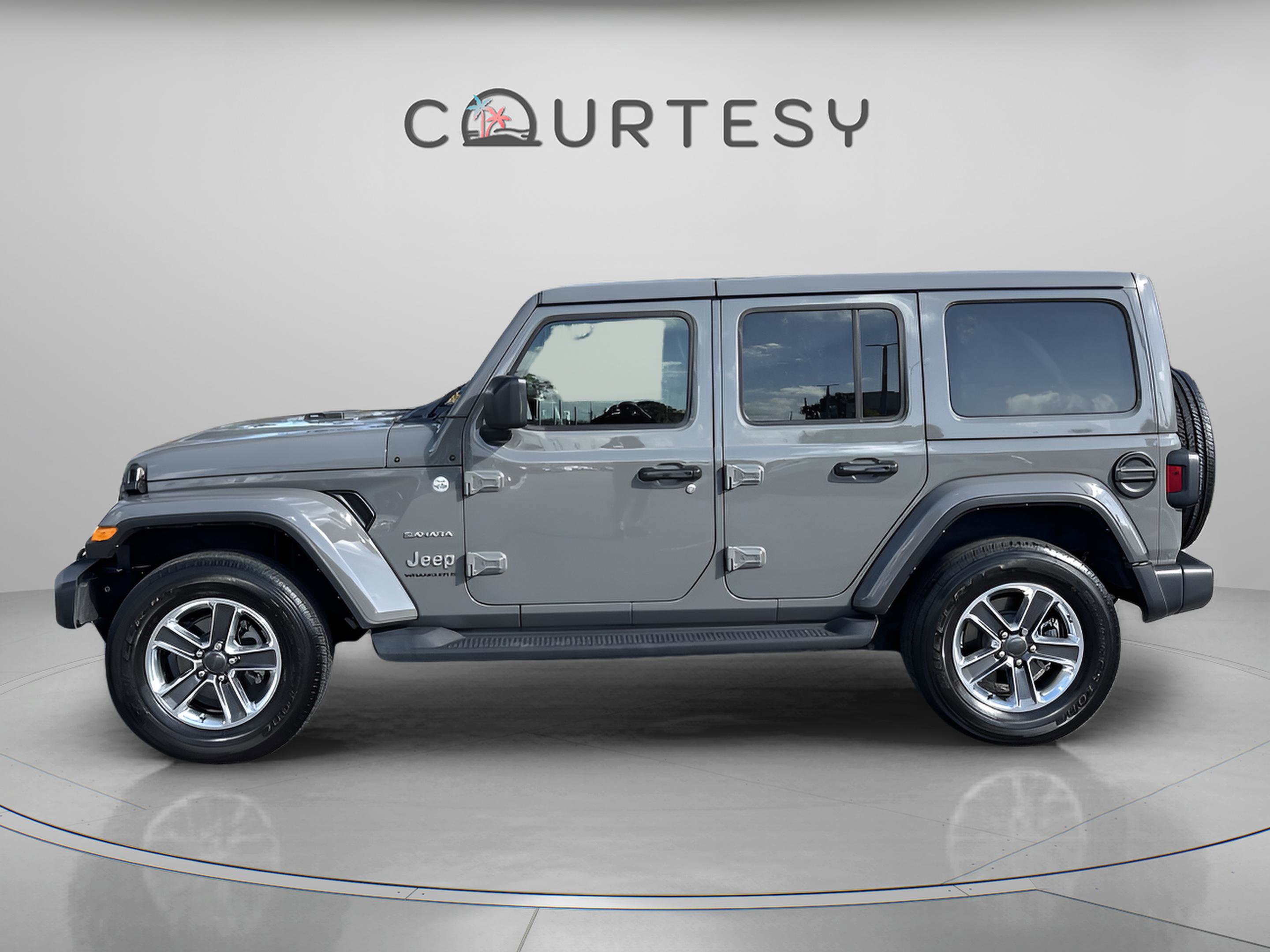 Used 2023 Jeep Wrangler Sahara w/ Cold Weather Group image 5