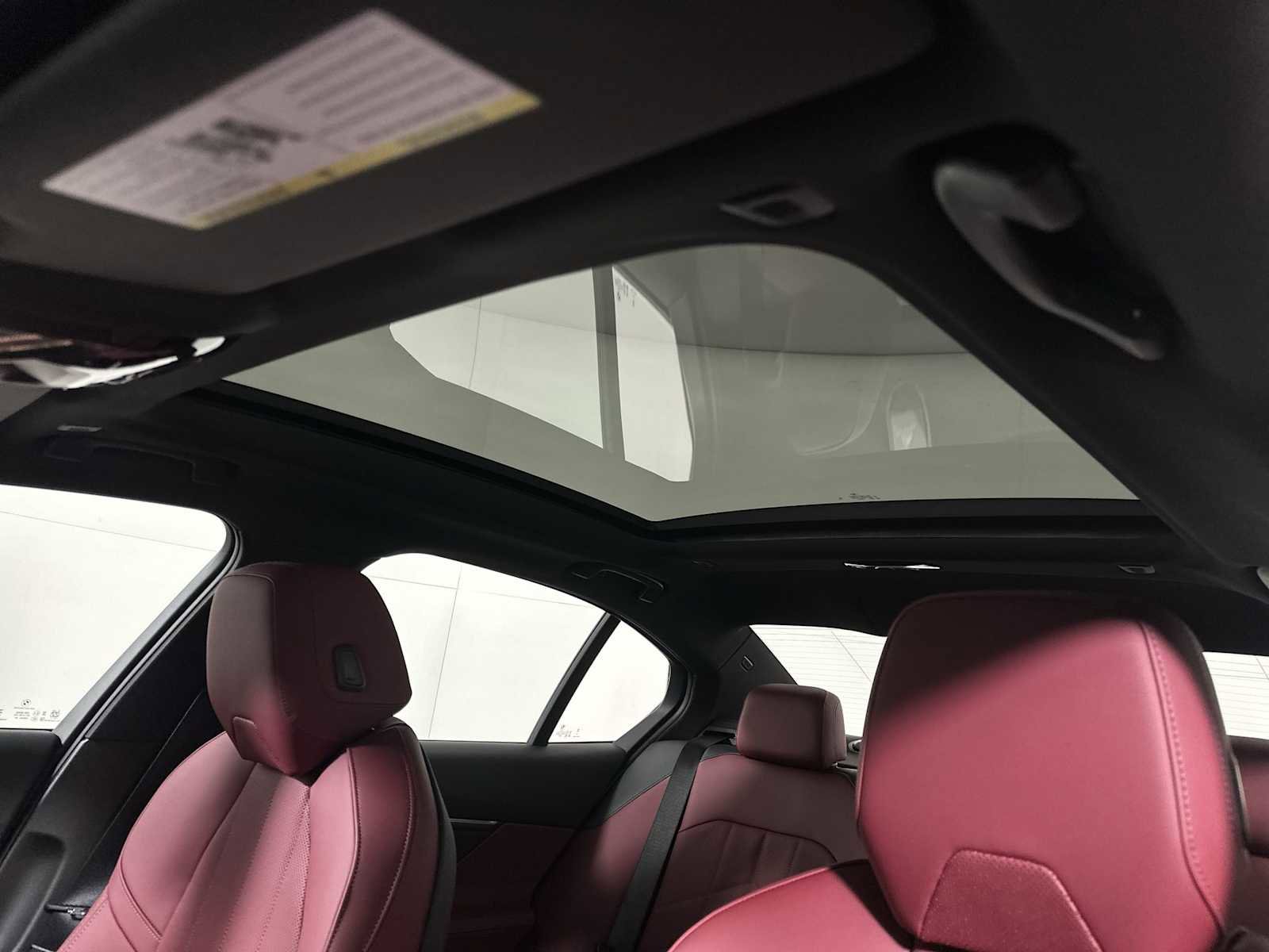 New 2026 BMW 530i xDrive w/ Premium Package image 18