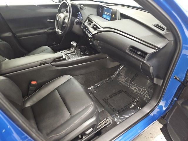 Used 2022 Lexus UX 250h w/ Premium Package image 37