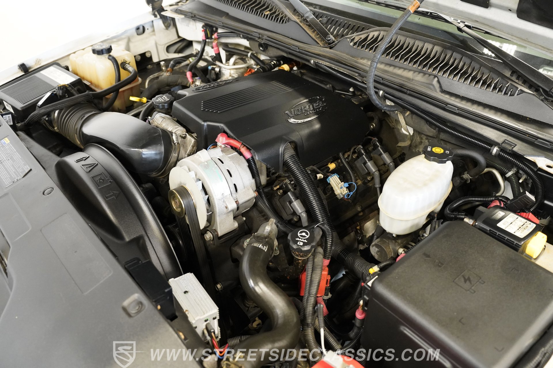 Used 2004 Chevrolet Suburban 2500 AWD/4WD image 39