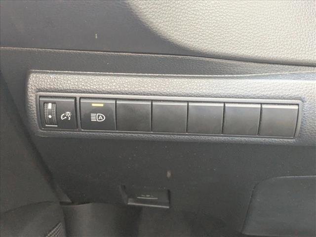 Used 2024 Toyota Corolla LE FWD image 17