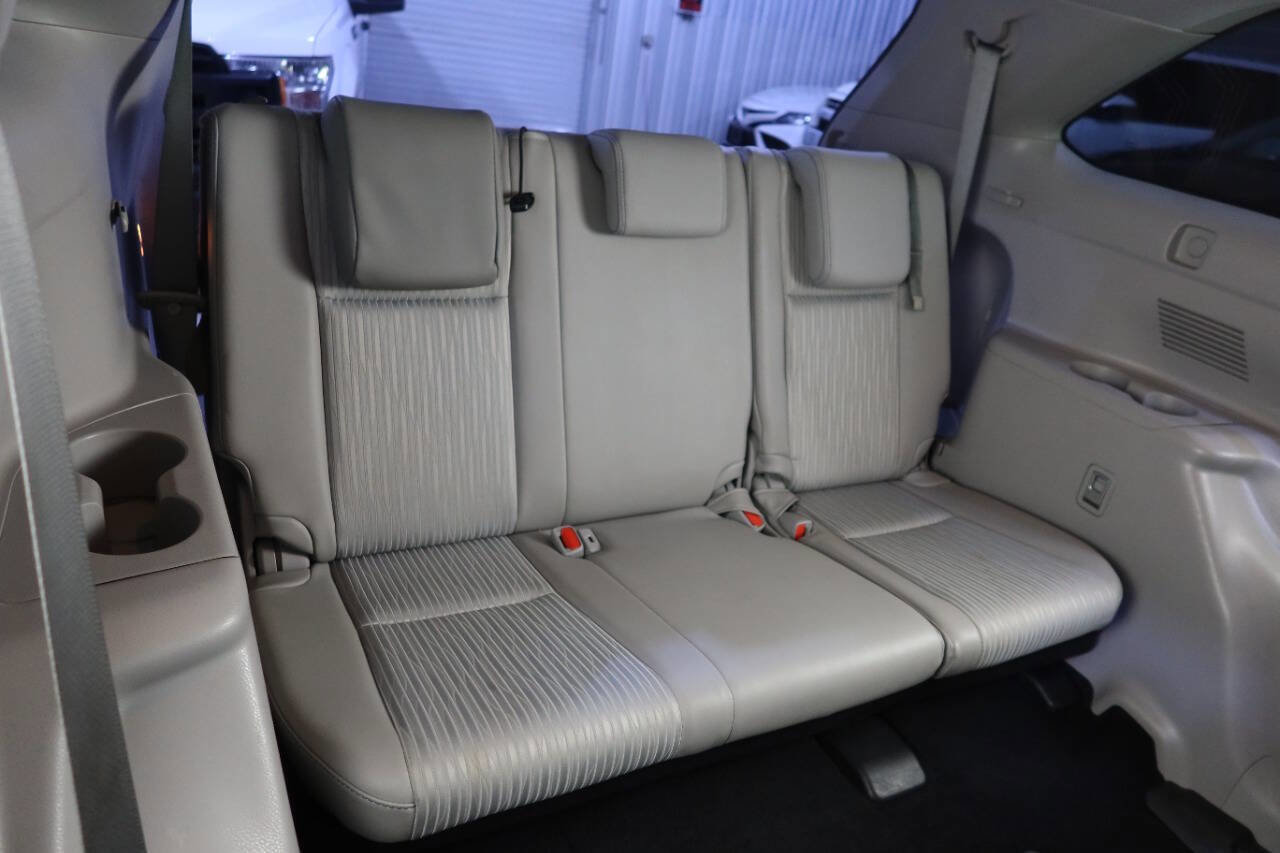 Used 2014 Toyota Highlander Plus AWD/4WD image 16