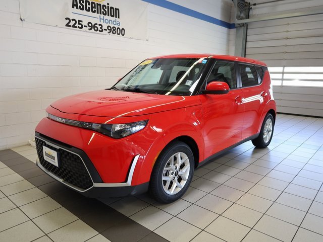 Used 2023 Kia Soul LX w/ Option Group 015 image 2