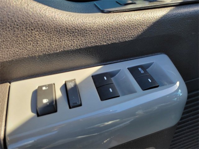 Used 2004 Ford F250 4x4 Crew Cab Super Duty image 16