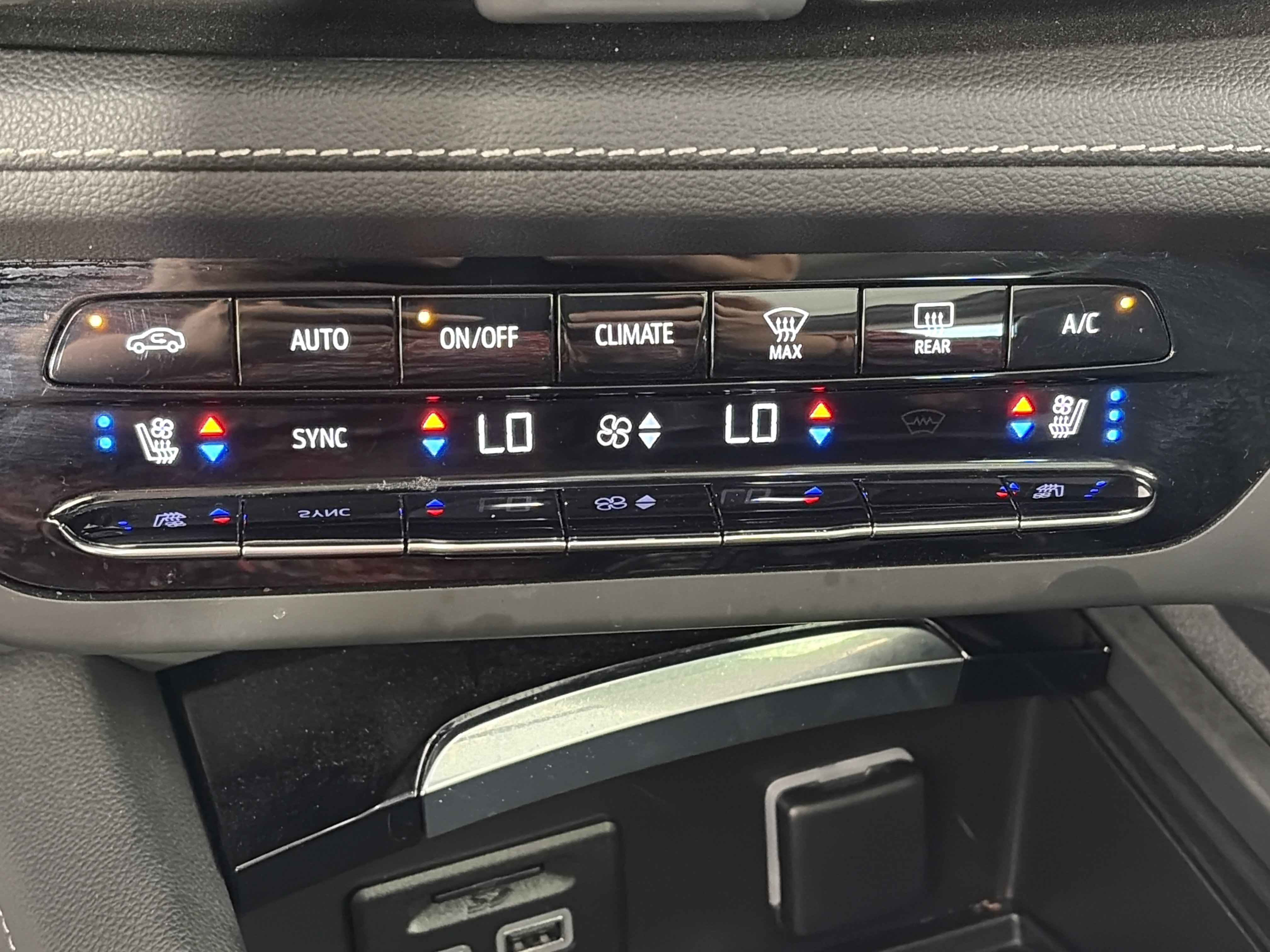 Certified 2023 Buick Envision Avenir AWD/4WD image 25