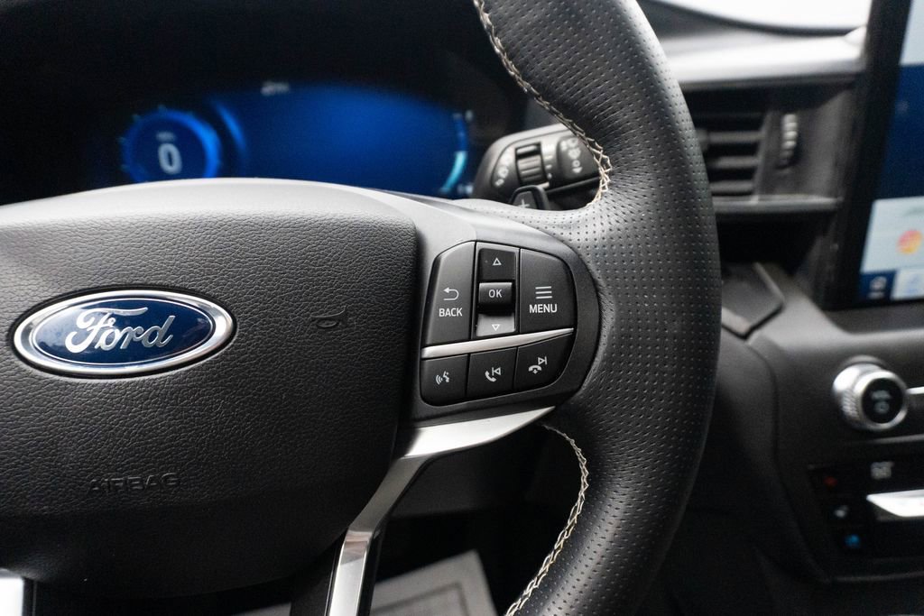 Used 2020 Ford Explorer ST AWD/4WD image 30