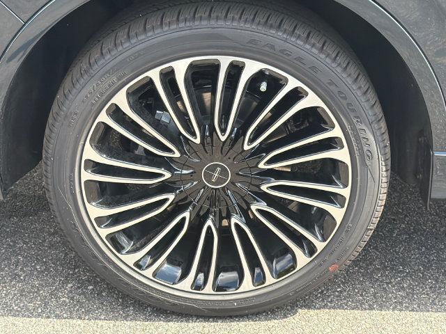 New 2027 Lincoln Aviator Black Label AWD/4WD image 18