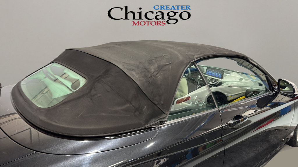 Used 2016 BMW M235i Convertible image 12