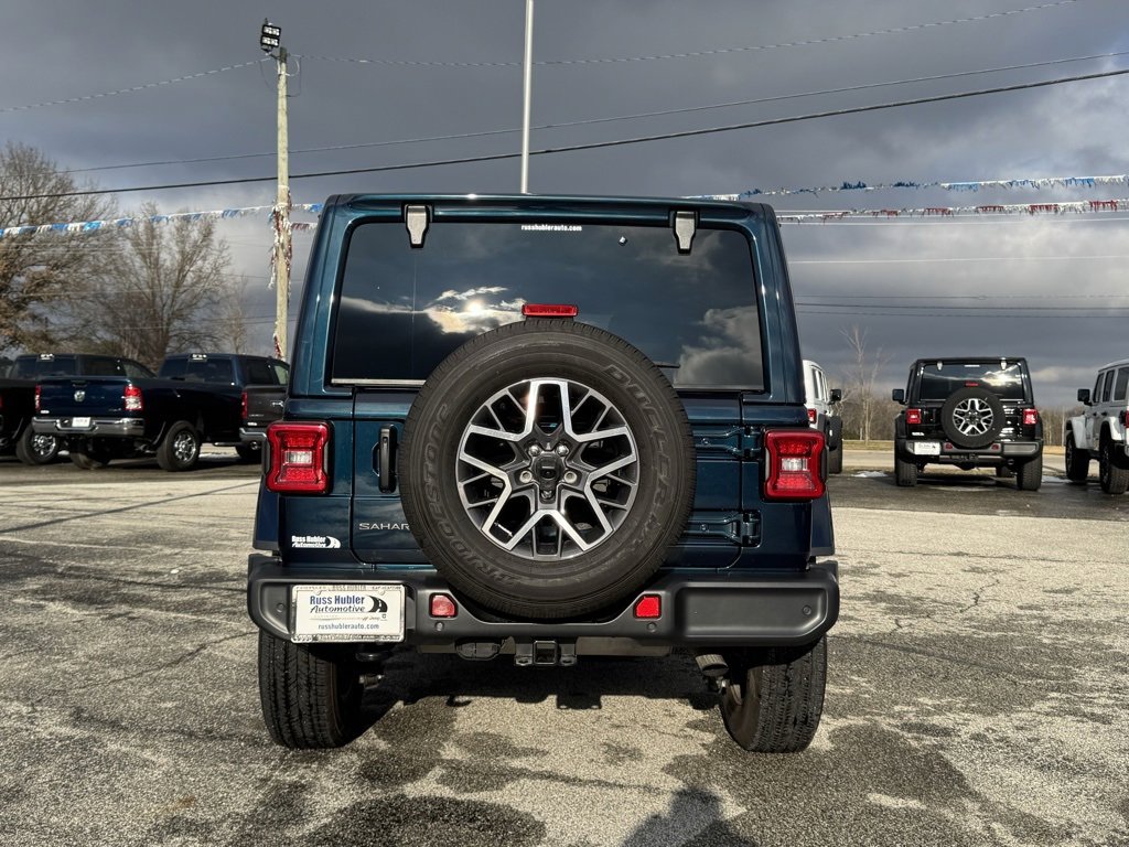 Used 2025 Jeep Wrangler Sahara w/ Safety Group image 4