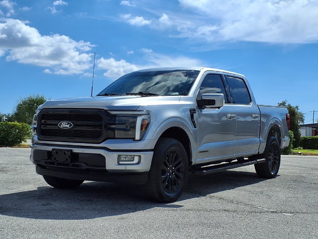 Used 2024 Ford F150 Lariat w/ Equipment Group 502A High AWD/4WD image 3