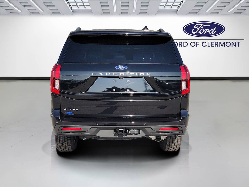 New 2026 Ford Expedition Active RWD image 4