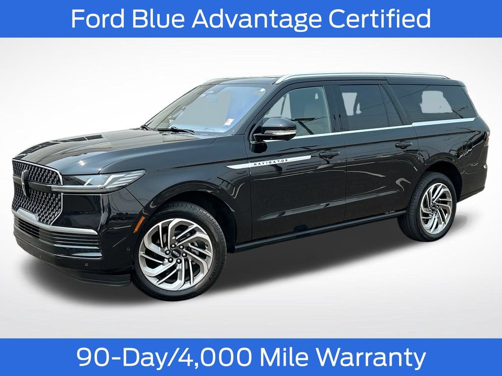 Used 2025 Lincoln Navigator L Reserve AWD/4WD image 1