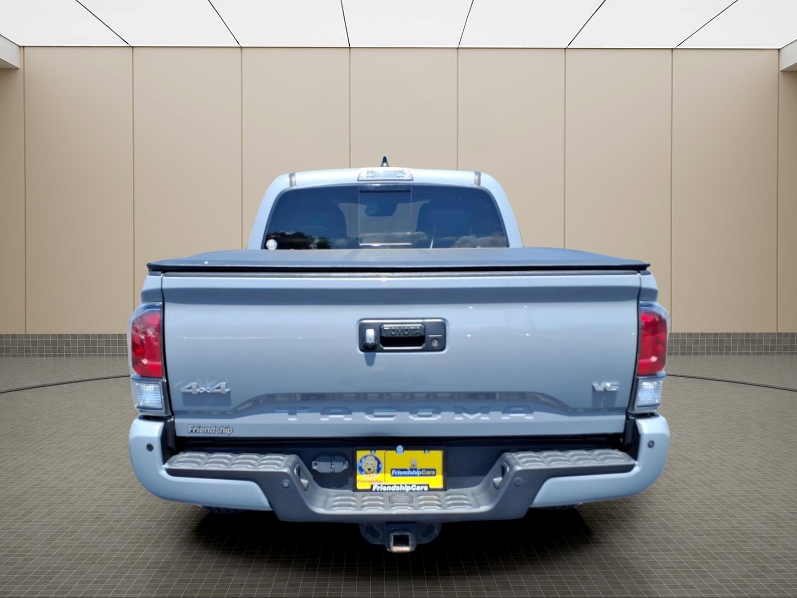 Used 2021 Toyota Tacoma Limited AWD/4WD image 7