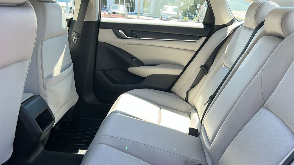 Used 2019 Honda Accord LX image 21