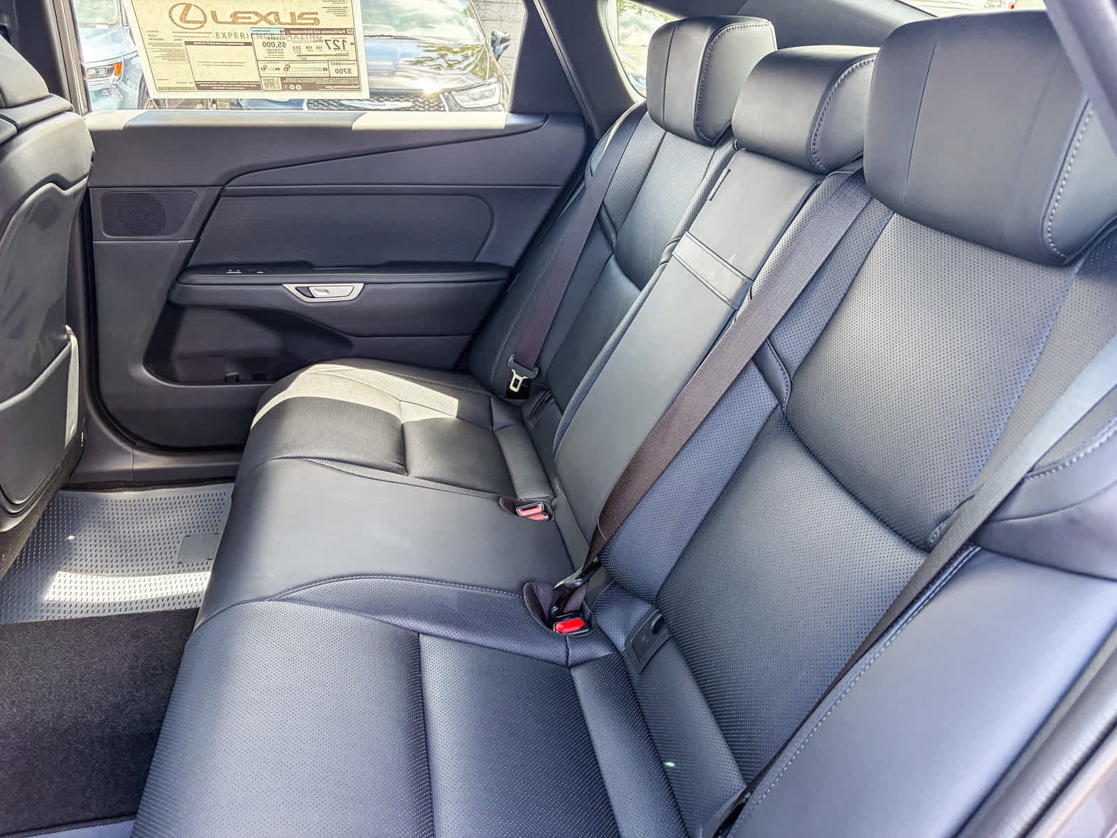New 2026 Lexus ES 350e FWD image 19