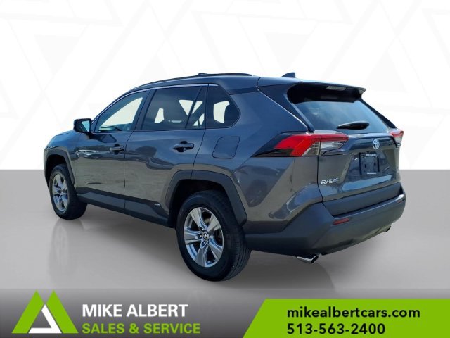 Used 2023 Toyota RAV4 XLE AWD/4WD image 5
