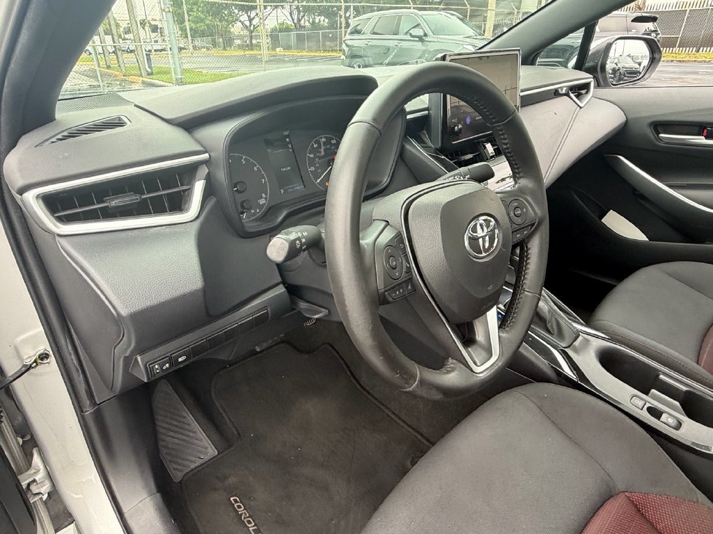 Used 2023 Toyota Corolla SE w/ SE Premium Package FWD image 10