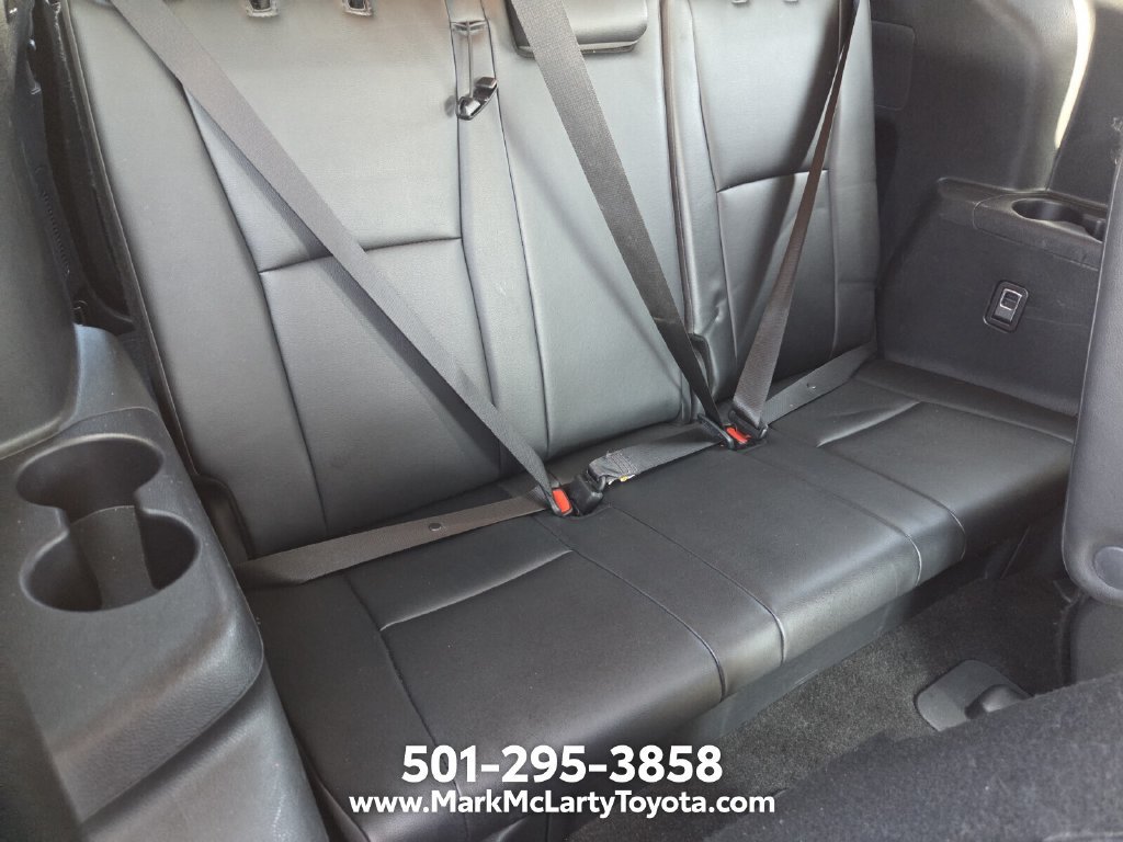 Used 2025 Toyota Highlander XLE AWD/4WD image 14