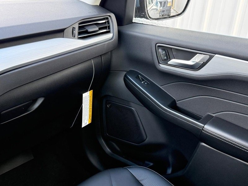 New 2026 Ford Escape Platinum w/ Premium Technology Package image 15