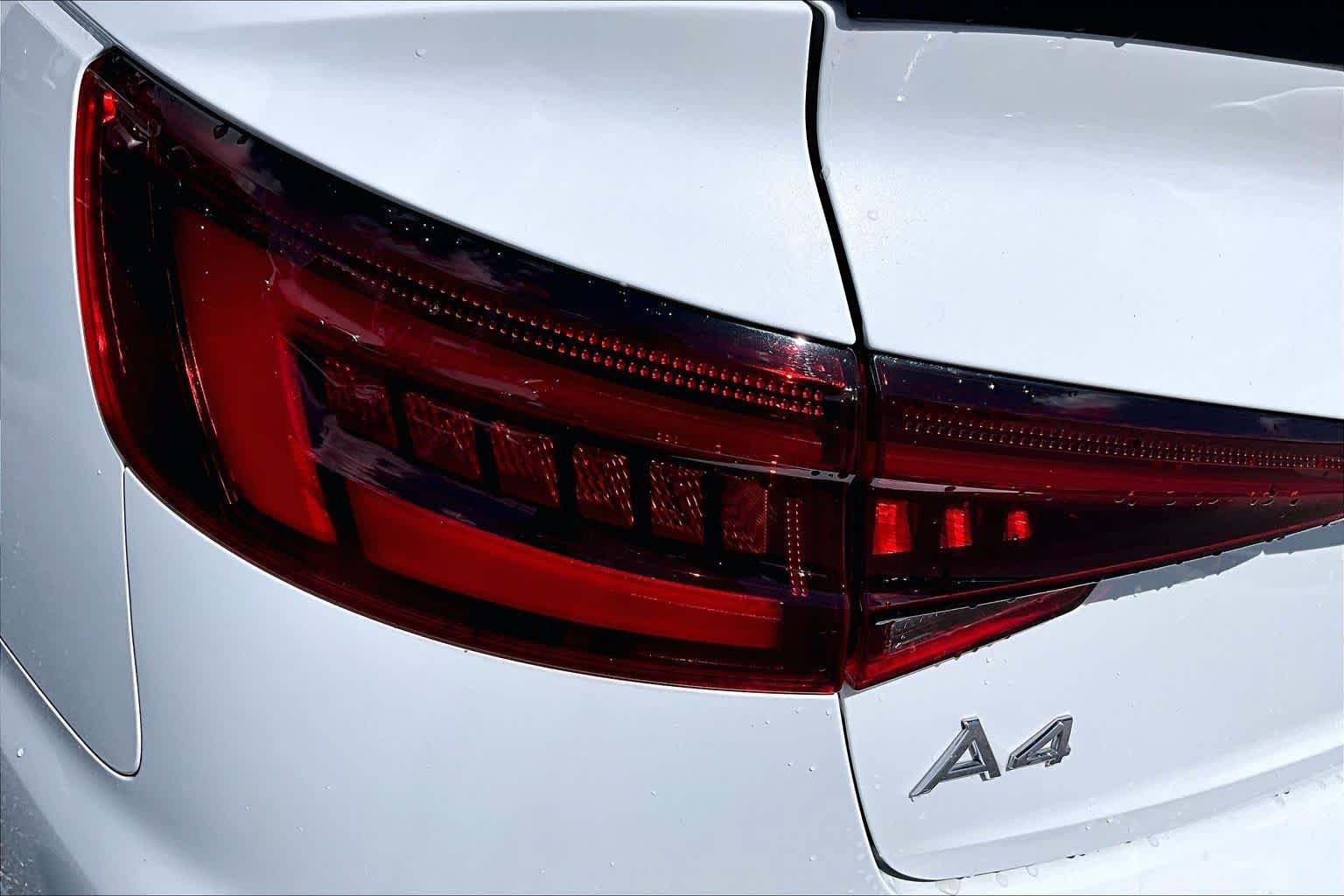 Used 2019 Audi A4 2.0T Premium w/ Convenience Package AWD/4WD image 29