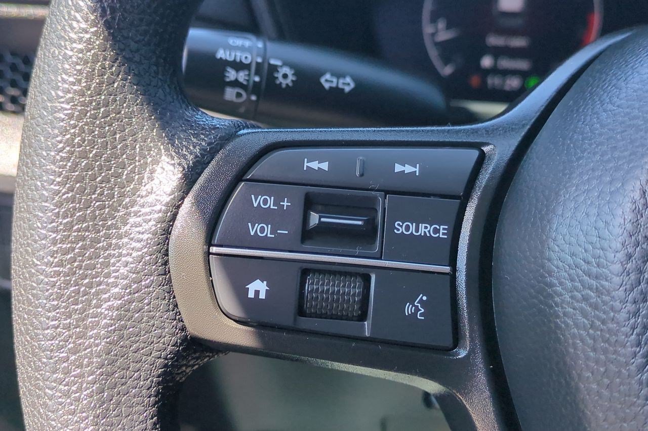 Certified 2025 Honda CR-V EX image 12