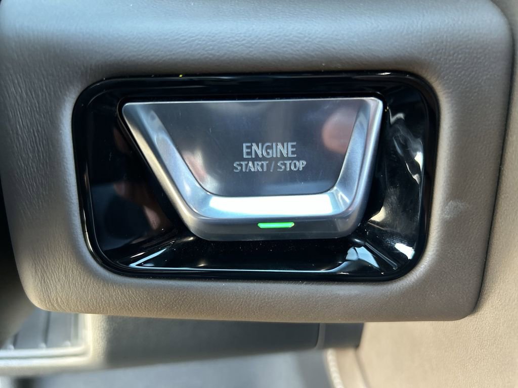 Used 2025 GMC Yukon Denali Ultimate image 17