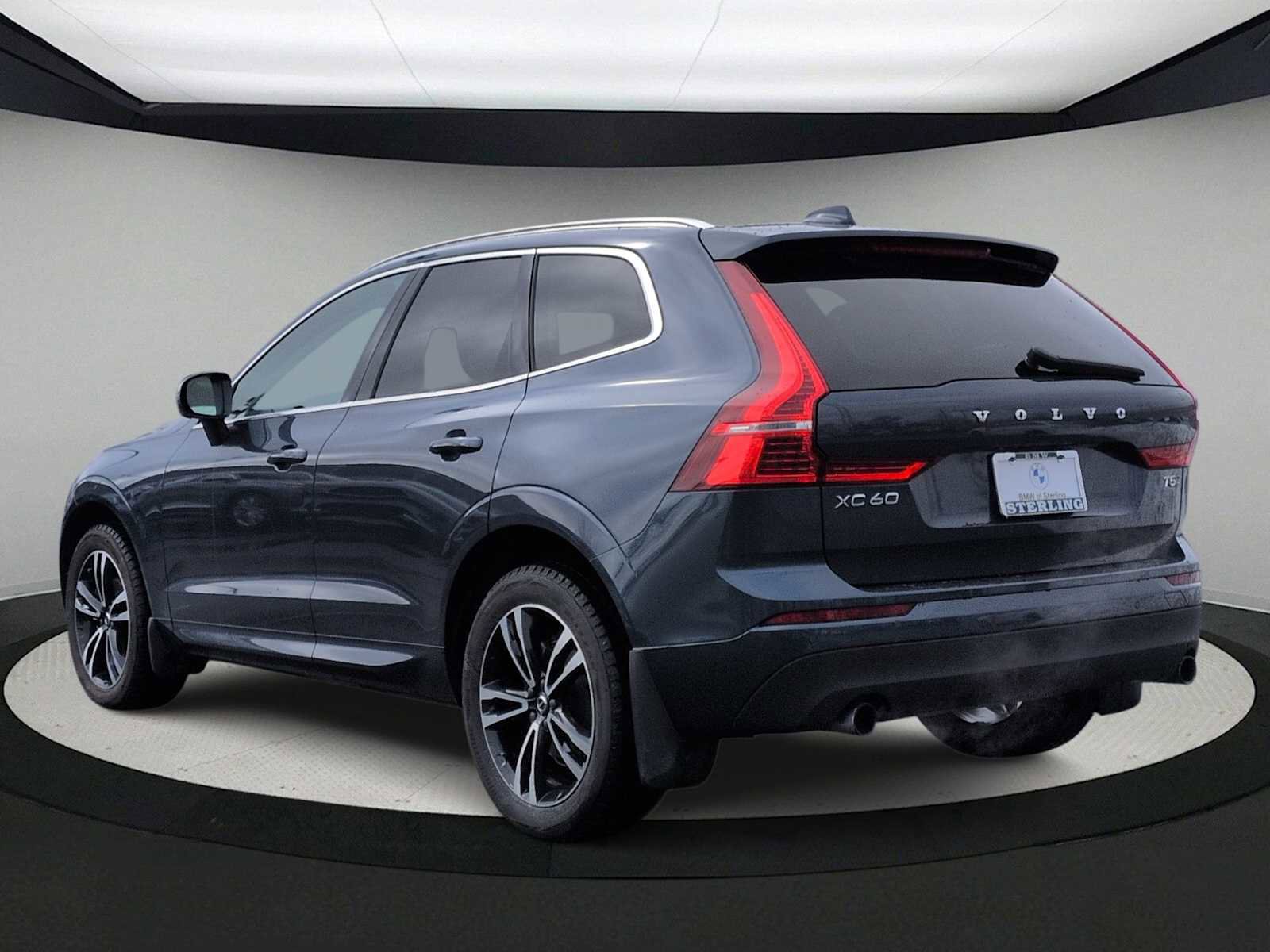 Used 2020 Volvo XC60 T5 Momentum image 6