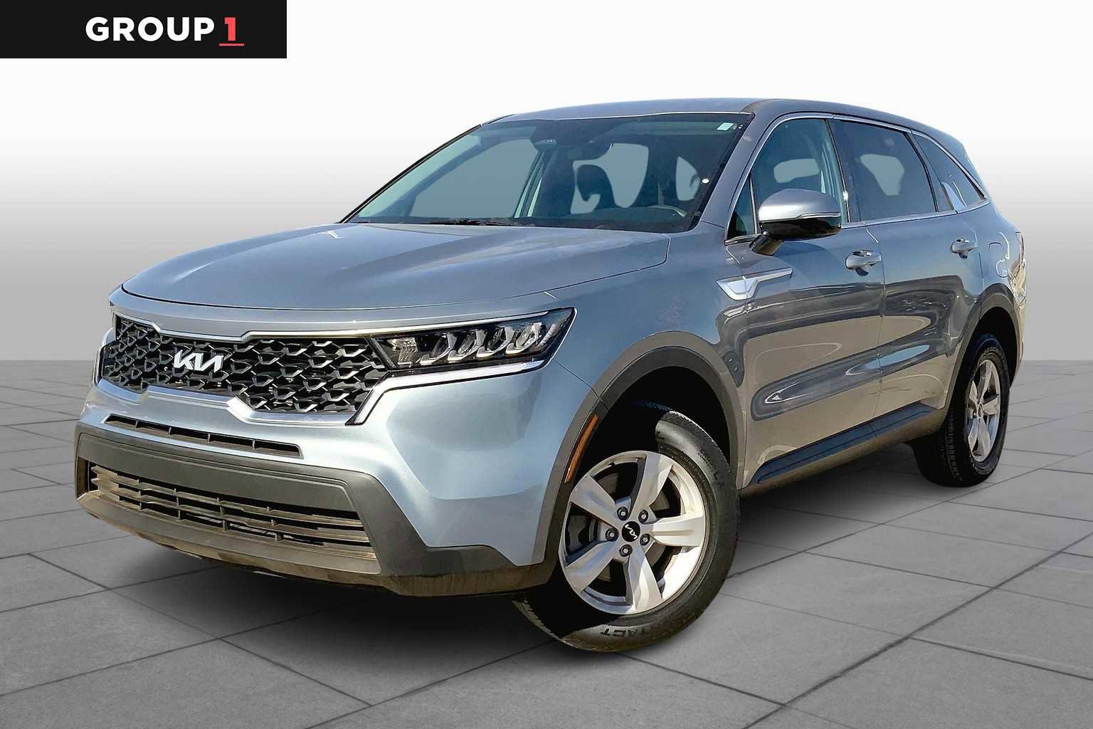 Used 2022 Kia Sorento LX AWD/4WD image 1