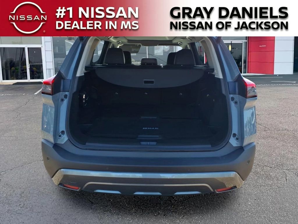Used 2023 Nissan Rogue SL w/ SL Premium Package FWD image 8