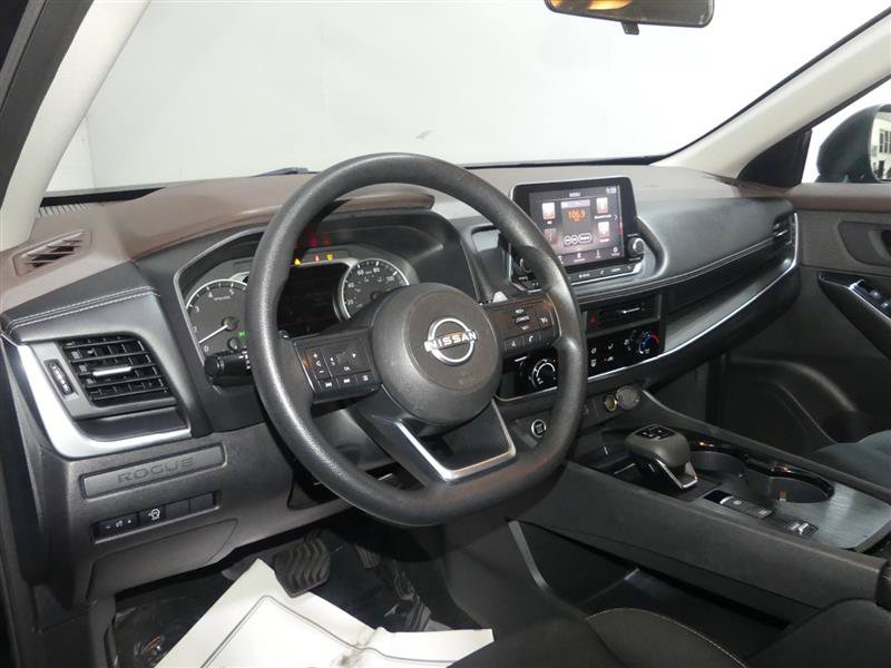Used 2023 Nissan Rogue S FWD image 23