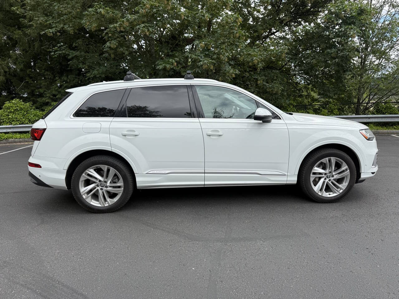 Used 2020 Audi Q7 3.0T Premium Plus AWD/4WD image 8