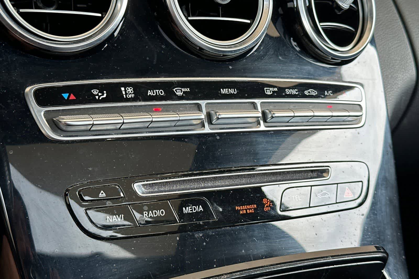 Used 2018 Mercedes-Benz C 300 Sedan image 21