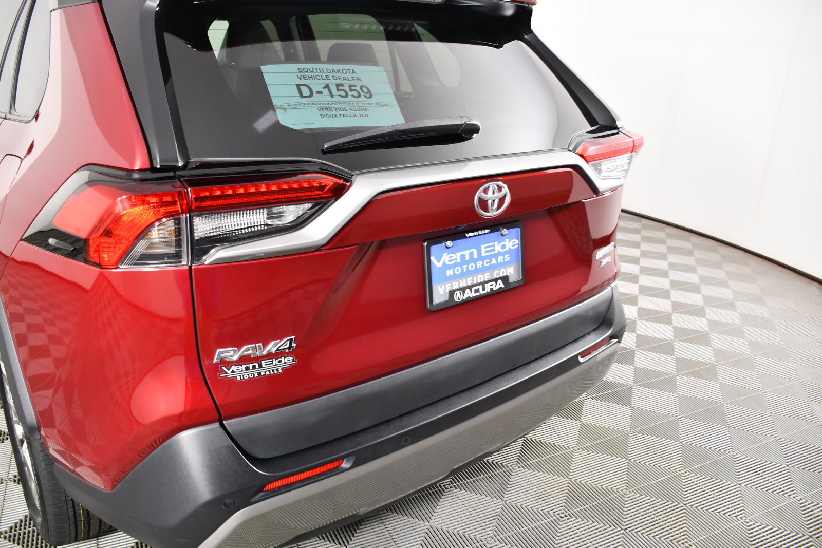 Used 2022 Toyota RAV4 Limited w/ Limited Grade Weather Package AWD/4WD image 15
