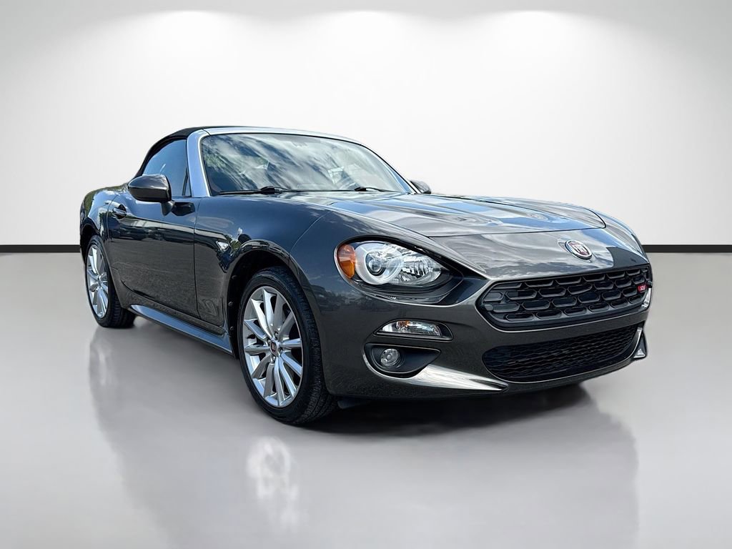 Used 2019 FIAT 124 Spider Lusso w/ Navigation & Sound Group