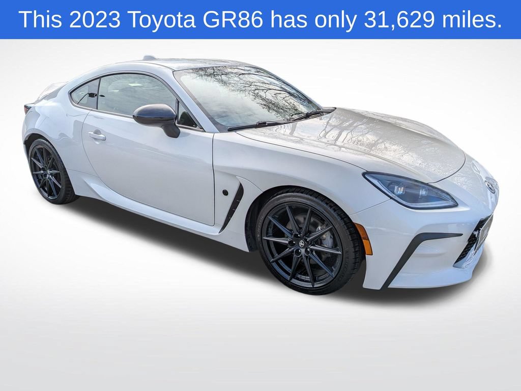 Used 2023 Toyota GR86 Premium RWD image 1