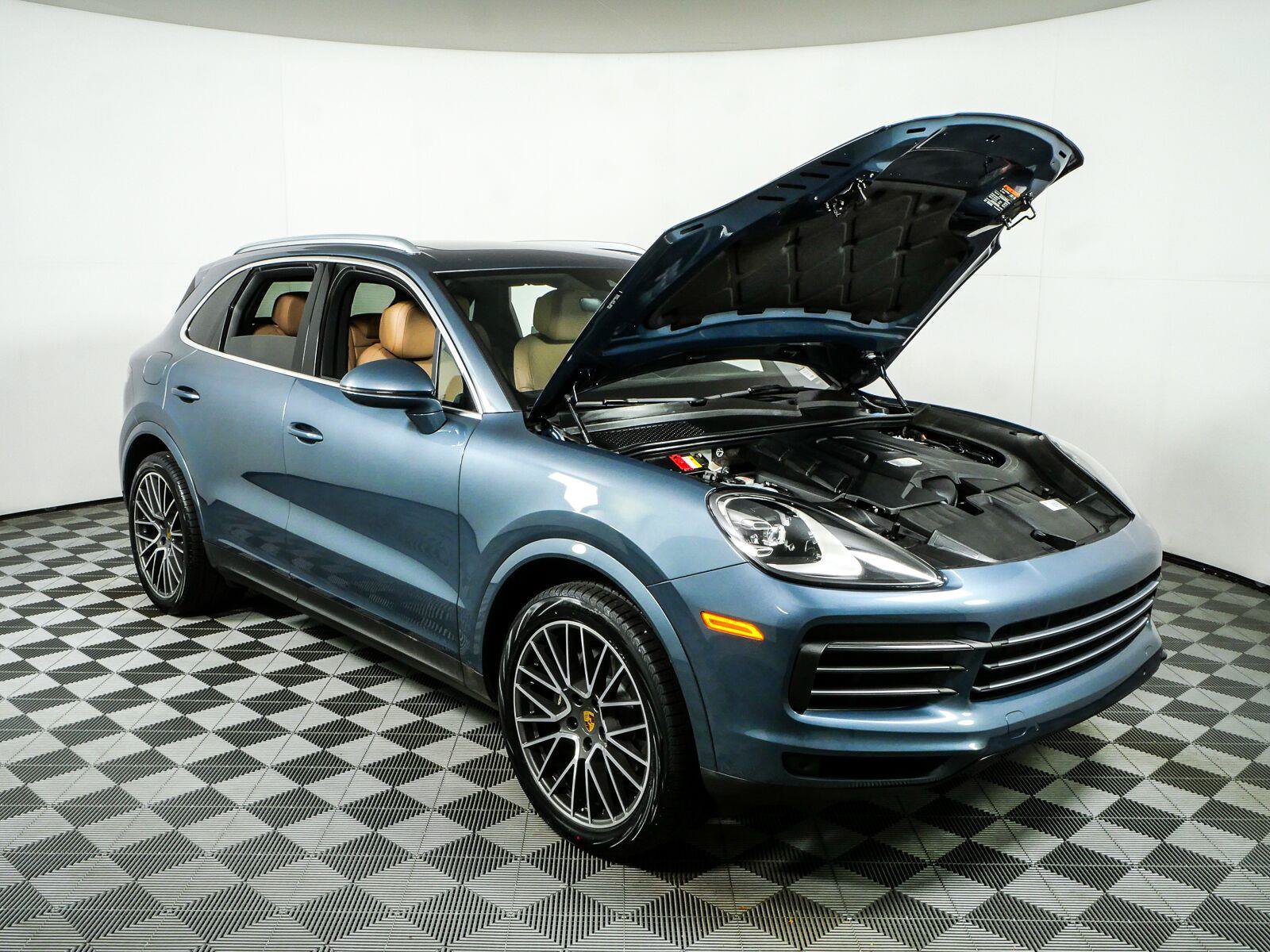 Certified 2020 Porsche Cayenne AWD/4WD image 37