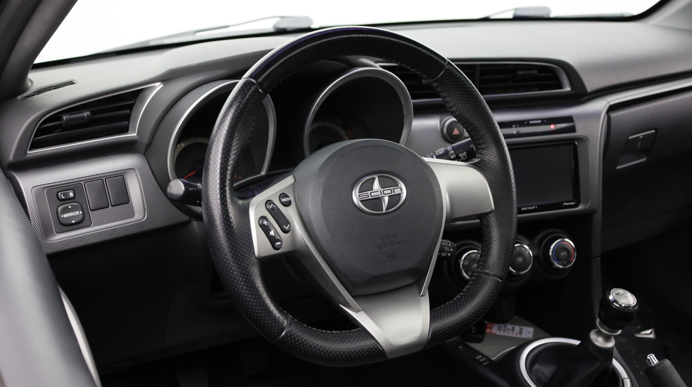 Used 2016 Scion tC FWD image 10