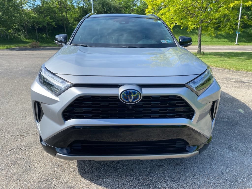 Used 2023 Toyota RAV4 XSE AWD/4WD image 8