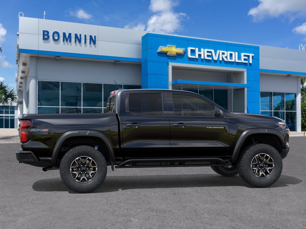 New 2026 Chevrolet Colorado ZR2 w/ Technology Package AWD/4WD image 6