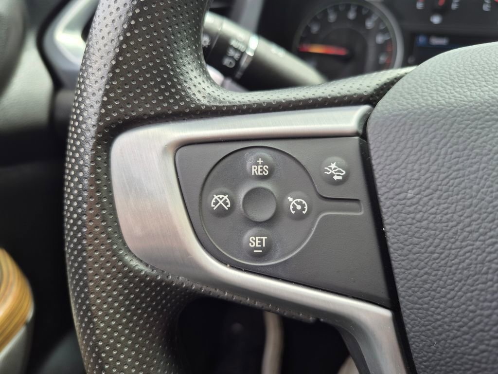 Used 2023 GMC Acadia SLE image 21