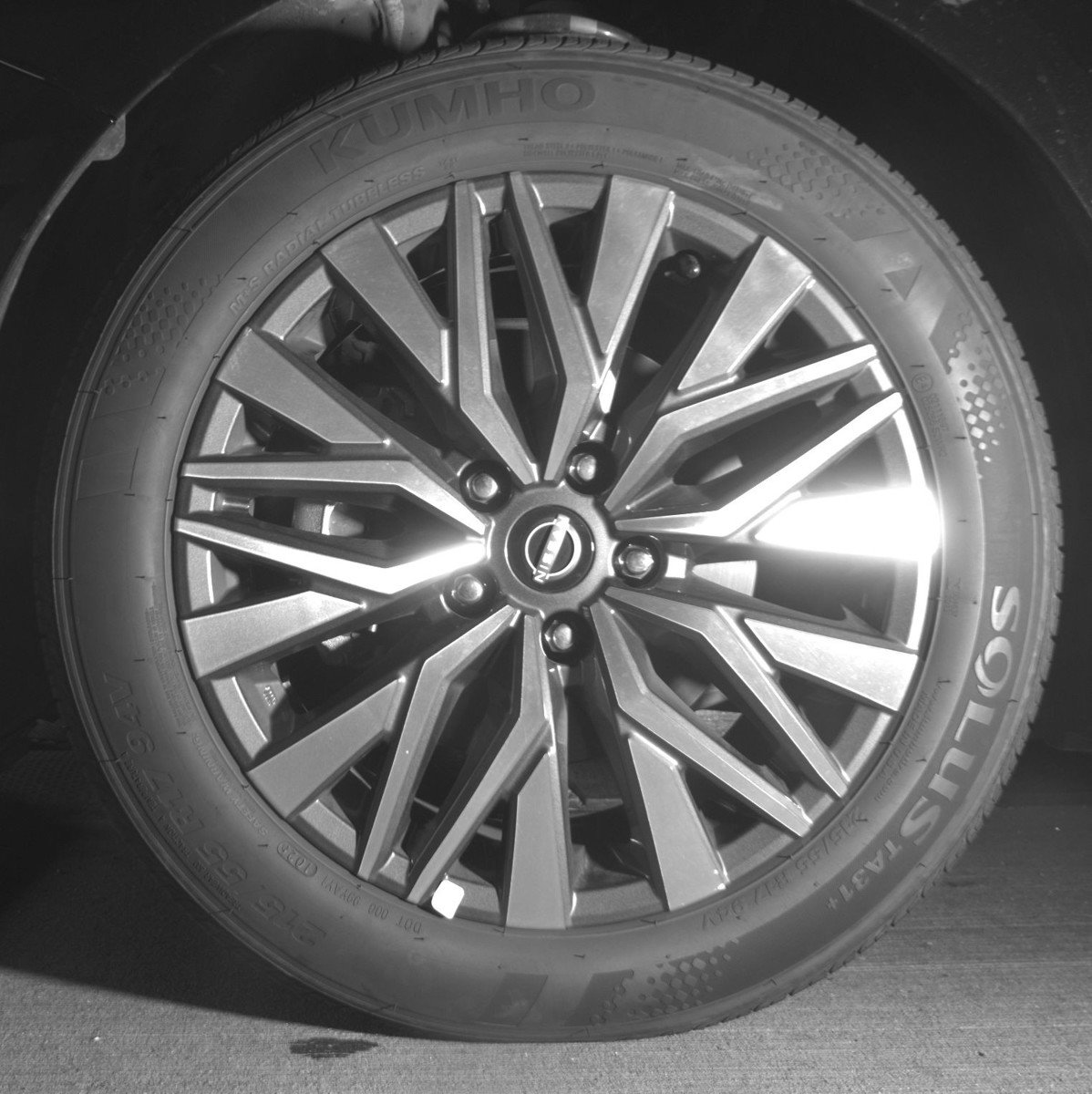 Used 2025 Nissan Altima 2.5 SV image 12