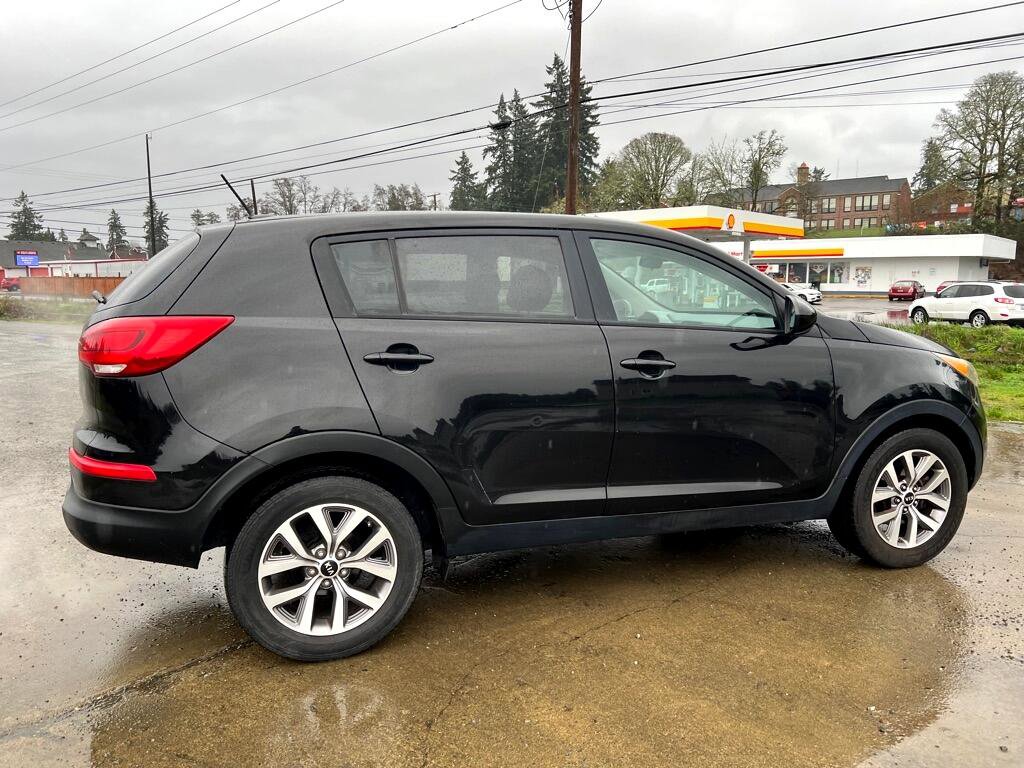 Used 2015 Kia Sportage LX image 12