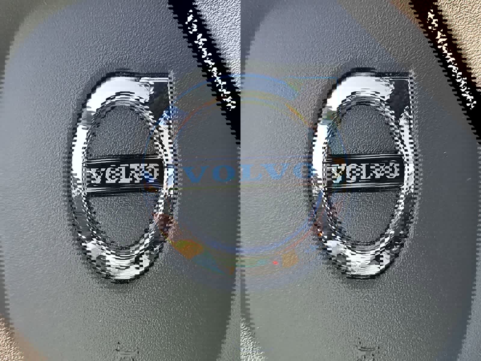 Used 2021 Volvo XC60 T5 Momentum w/ Advanced Package image 29