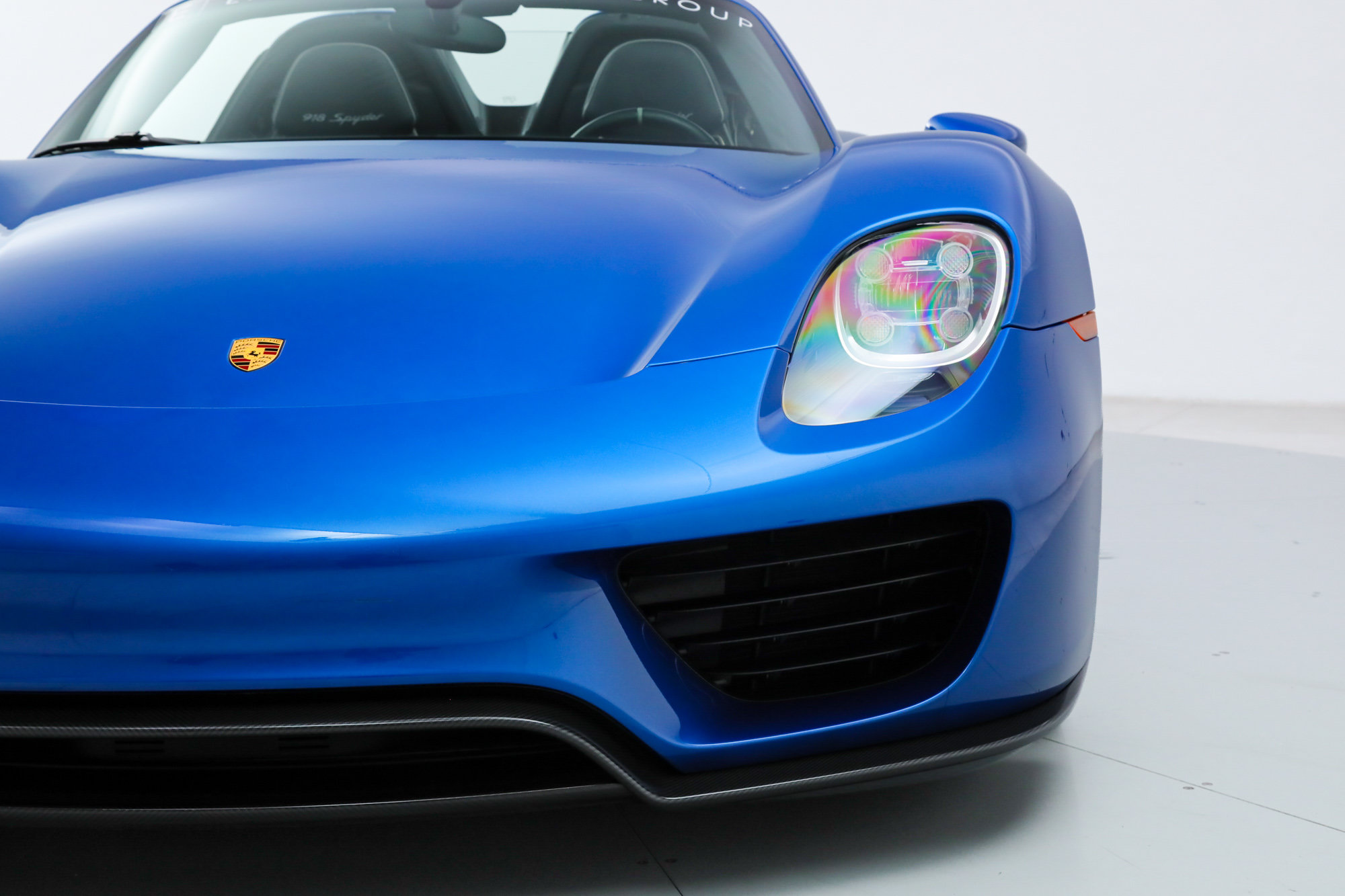 Used 2015 Porsche 918 Spyder AWD/4WD image 11